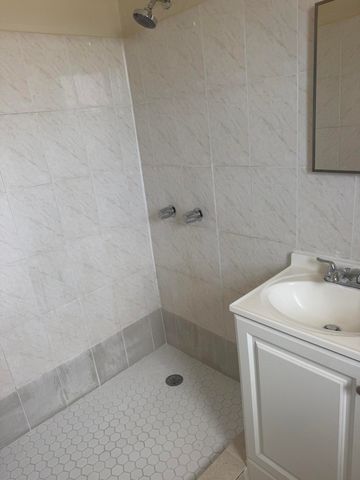 7803 NW 8th Avenue, Miami, FL 33150
