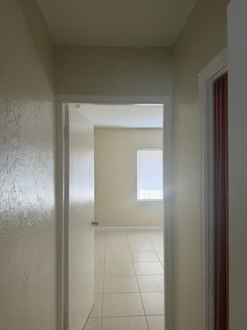 7803 NW 8th Avenue, Miami, FL 33150