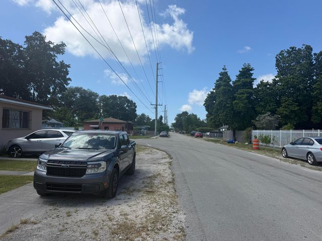 7803 NW 8th Avenue, Miami, FL 33150