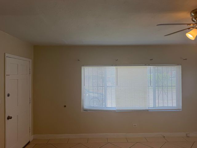 7803 NW 8th Avenue, Miami, FL 33150