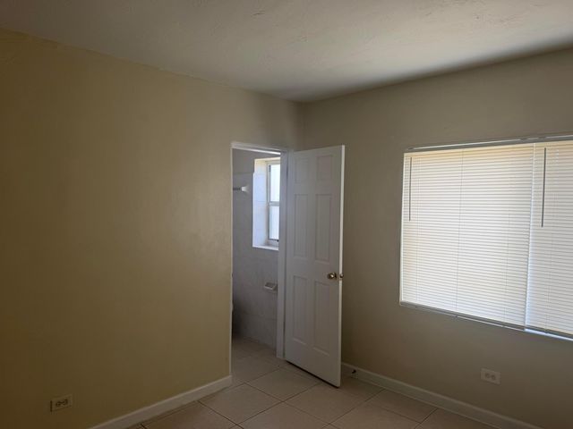7803 NW 8th Avenue, Miami, FL 33150