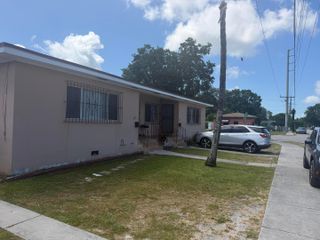 7803 NW 8th Avenue, Miami, FL 33150