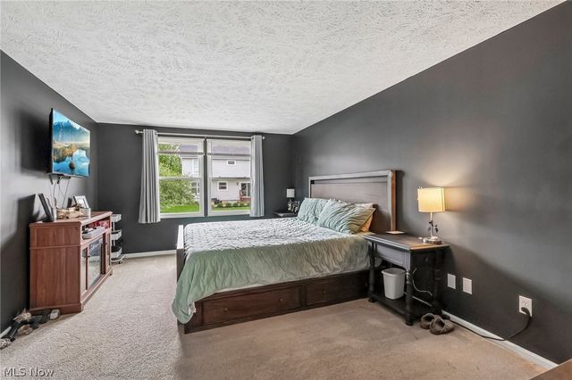 999 Pheasant Run Drive, Medina, OH 44256