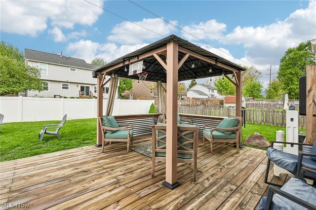 999 Pheasant Run Drive, Medina, OH 44256