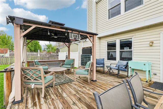 999 Pheasant Run Drive, Medina, OH 44256