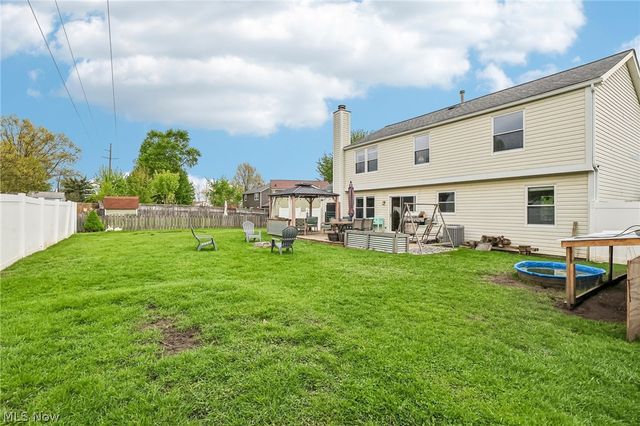 999 Pheasant Run Drive, Medina, OH 44256