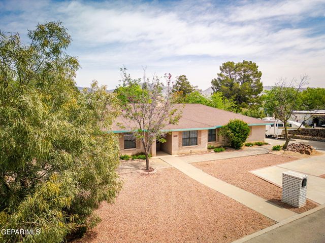 4937 VISTA GRANDE Circle, El Paso, TX 79922