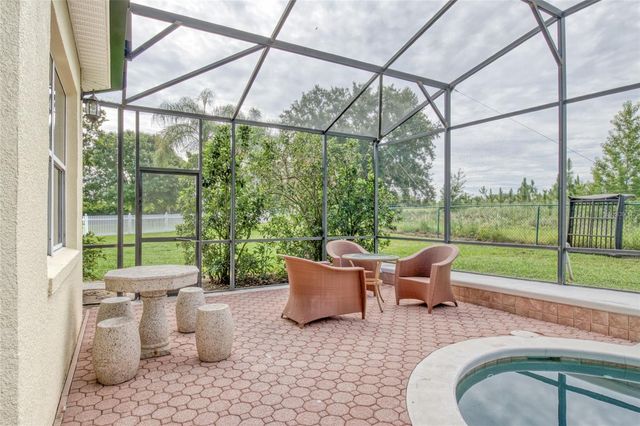 2924 MAJESTIC ISLE DRIVE, Clermont, FL 34711