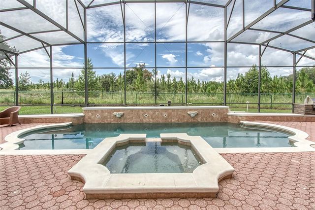 2924 MAJESTIC ISLE DRIVE, Clermont, FL 34711