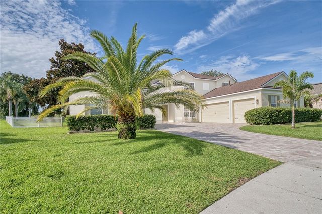 2924 MAJESTIC ISLE DRIVE, Clermont, FL 34711