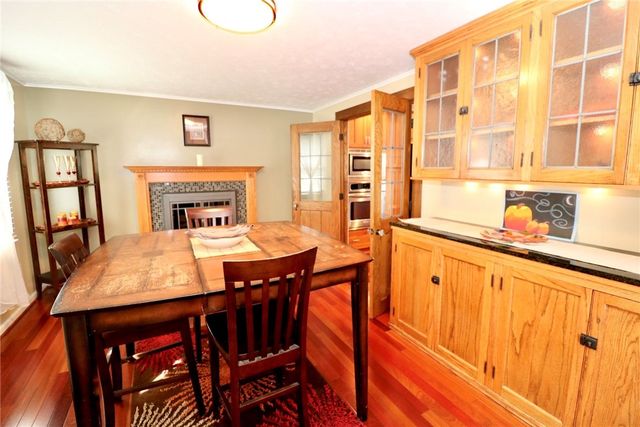 37 Thistlewood Lane, Ogden, NY 14559