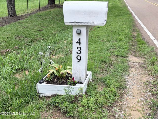 439 County Road 444, Oxford, MS 38655