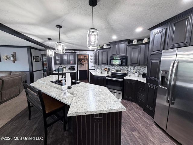 439 County Road 444, Oxford, MS 38655