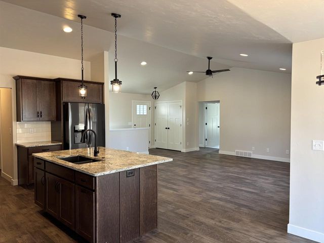 N3983 WETTERING WAY, Kaukauna, WI 54130