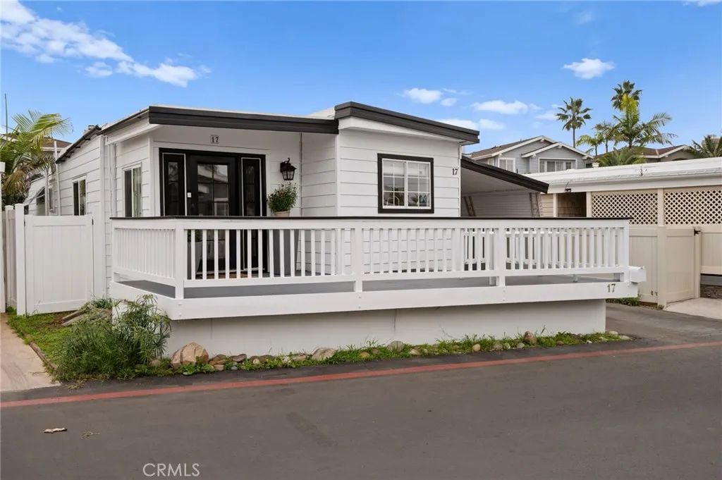 6550 Ponto 17, Carlsbad, CA 92011