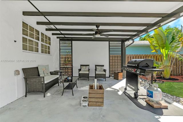 1000 N 17th Avenue, Hollywood, FL 33020
