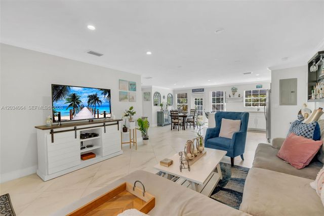 1000 N 17th Avenue, Hollywood, FL 33020