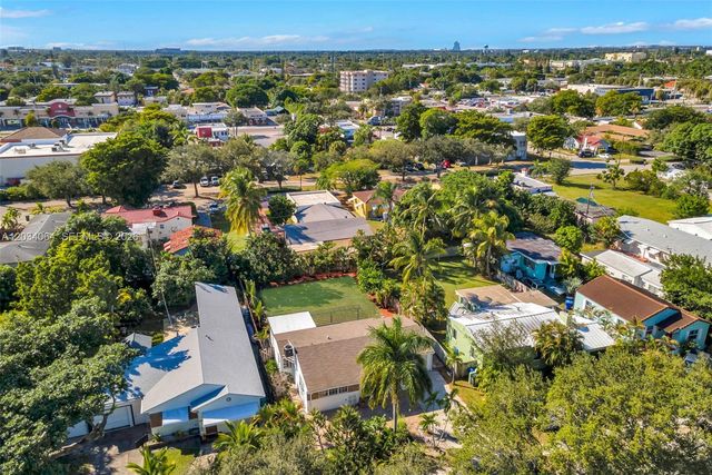 1000 N 17th Avenue, Hollywood, FL 33020