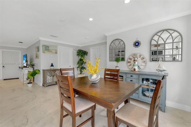1000 N 17th Avenue, Hollywood, FL 33020