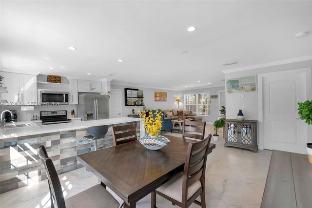 1000 N 17th Avenue, Hollywood, FL 33020