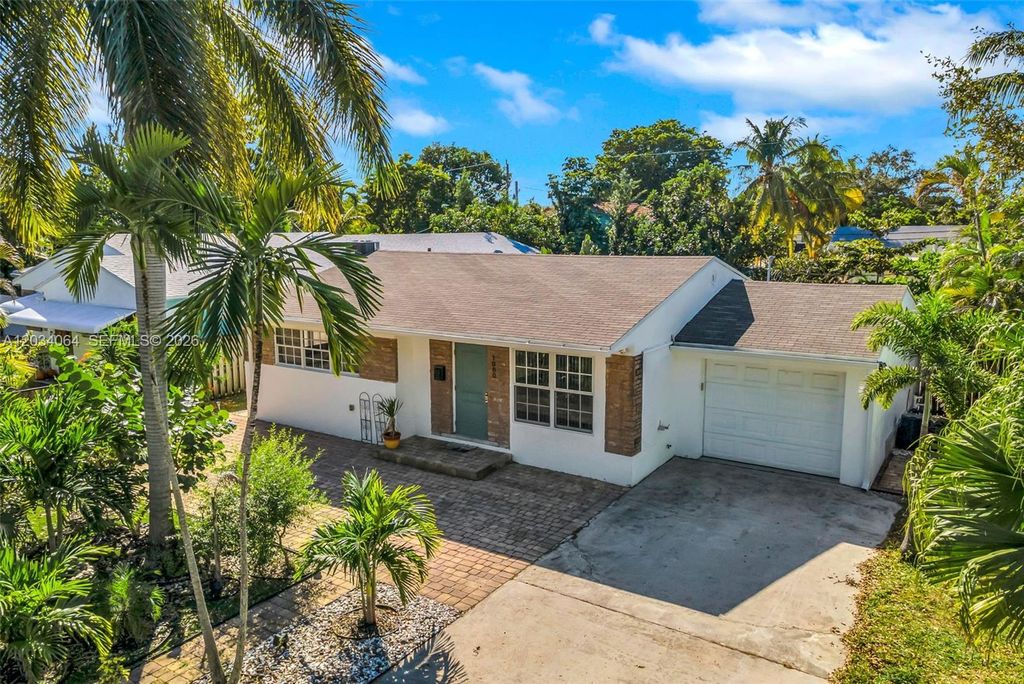 1000 N 17th Avenue, Hollywood, FL 33020