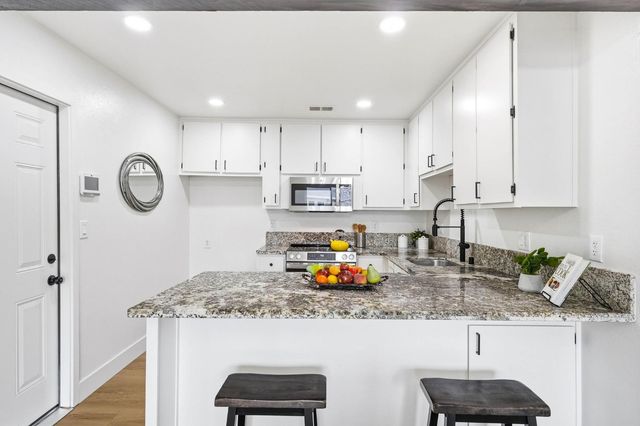 1651 Tourney Way, Sacramento, CA 95833