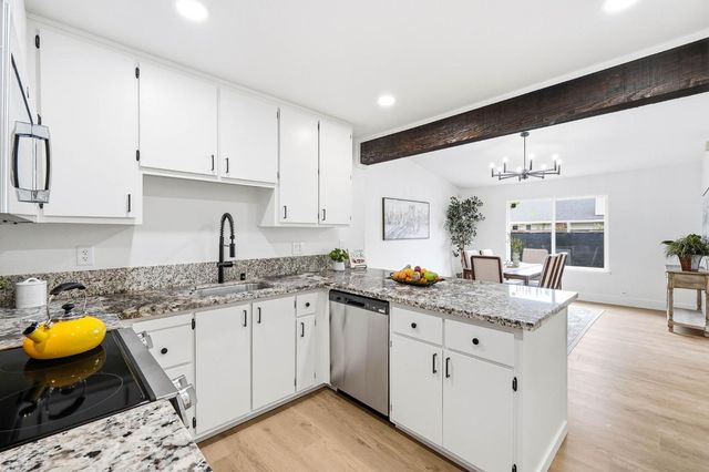 1651 Tourney Way, Sacramento, CA 95833