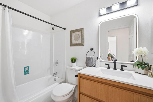 1651 Tourney Way, Sacramento, CA 95833