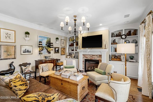 55 Park Square, Beaufort, SC 29907