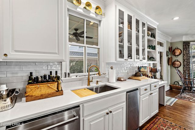 55 Park Square, Beaufort, SC 29907