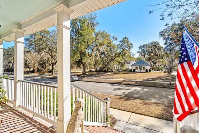 55 Park Square, Beaufort, SC 29907