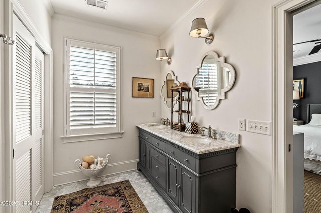 55 Park Square, Beaufort, SC 29907