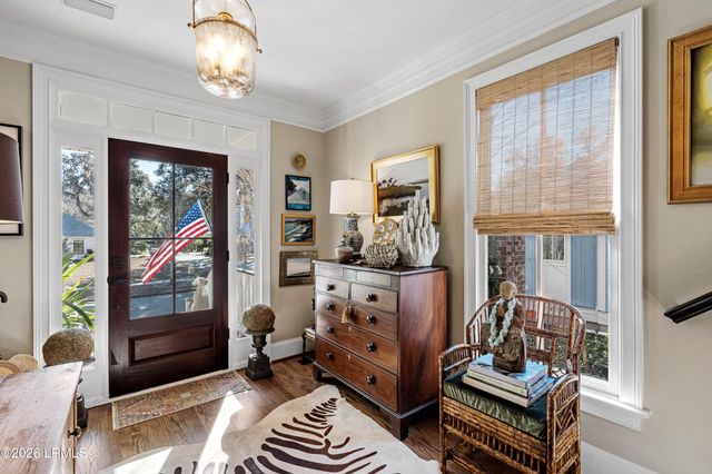 55 Park Square, Beaufort, SC 29907