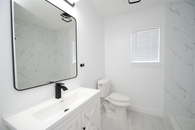 6915 Kearney Drive, Richmond, TX 77469