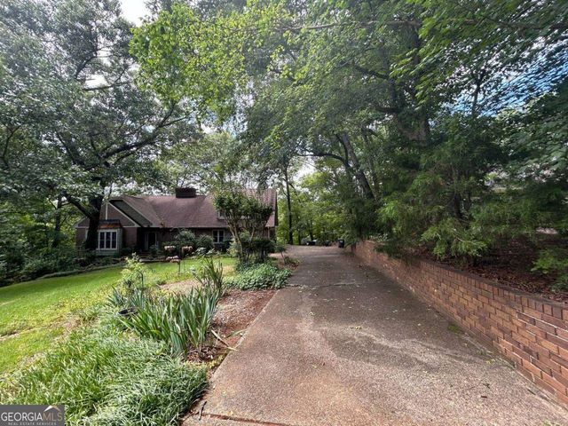 3177 Aycliff Court, Snellville, GA 30039