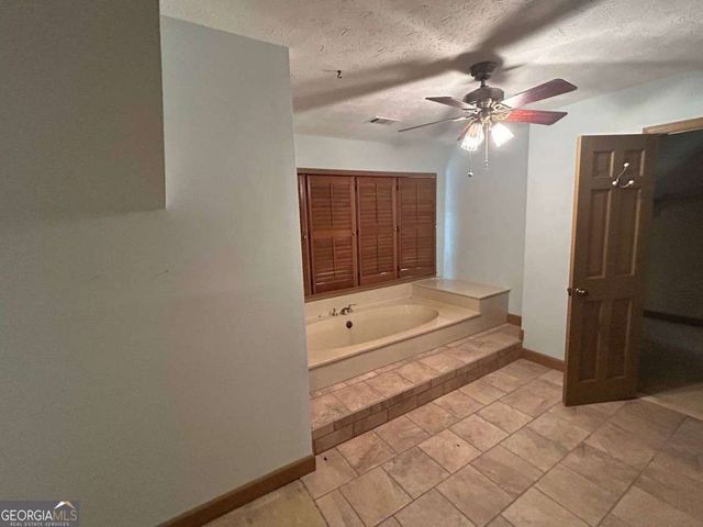 3177 Aycliff Court, Snellville, GA 30039