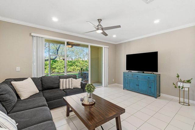 9911 Porta Leona Lane, Boynton Beach, FL 33472