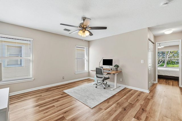 9911 Porta Leona Lane, Boynton Beach, FL 33472