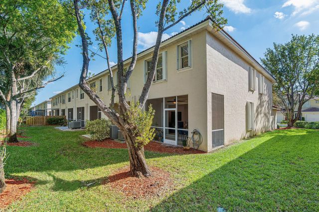 9911 Porta Leona Lane, Boynton Beach, FL 33472