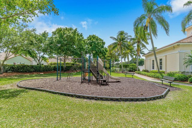 9911 Porta Leona Lane, Boynton Beach, FL 33472