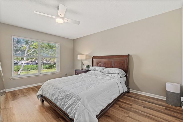 9911 Porta Leona Lane, Boynton Beach, FL 33472