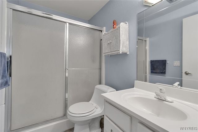 90 Foxberry Drive A, Amherst, NY 14068