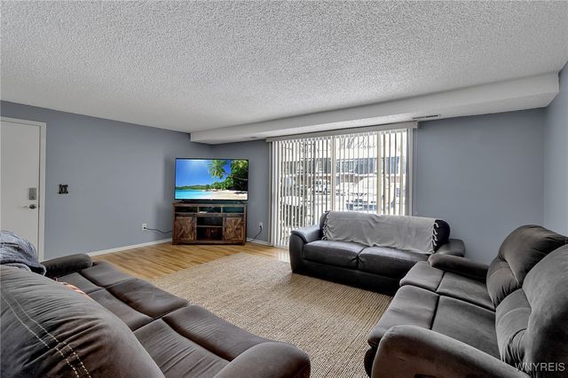 90 Foxberry Drive A, Amherst, NY 14068