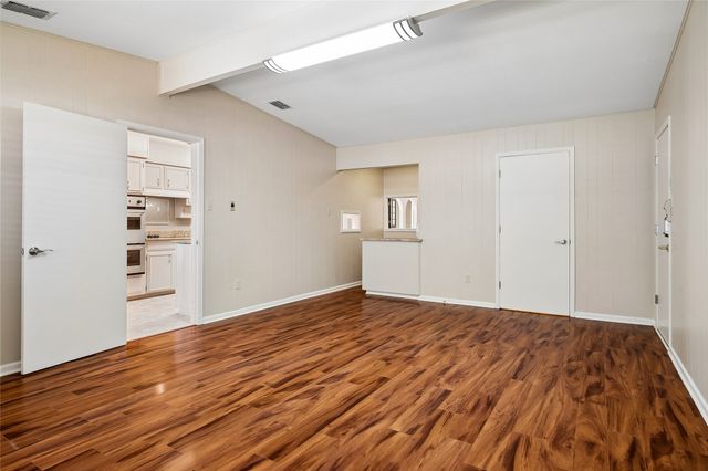 1204 Springwood Court, Euless, TX 76040
