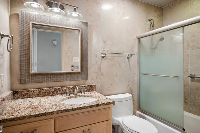 1204 Springwood Court, Euless, TX 76040