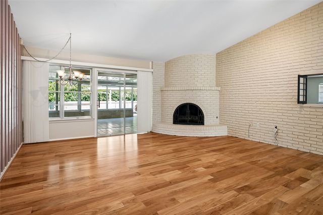 1204 Springwood Court, Euless, TX 76040