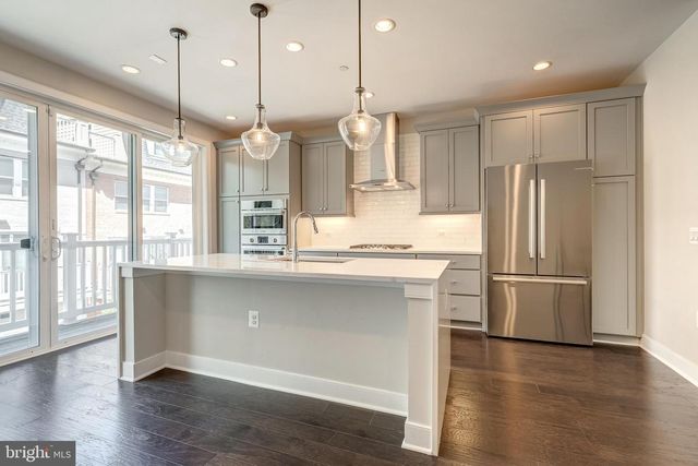 10326 GROSVENOR PL, North Bethesda, MD 20852