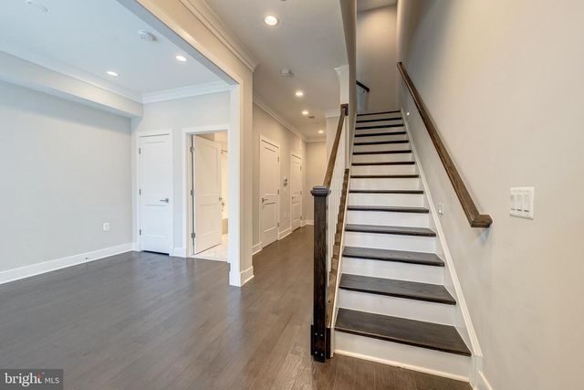 10326 GROSVENOR PL, North Bethesda, MD 20852