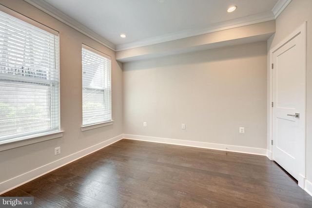 10326 GROSVENOR PL, North Bethesda, MD 20852
