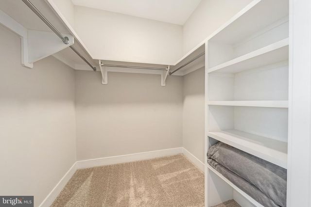 10326 GROSVENOR PL, North Bethesda, MD 20852